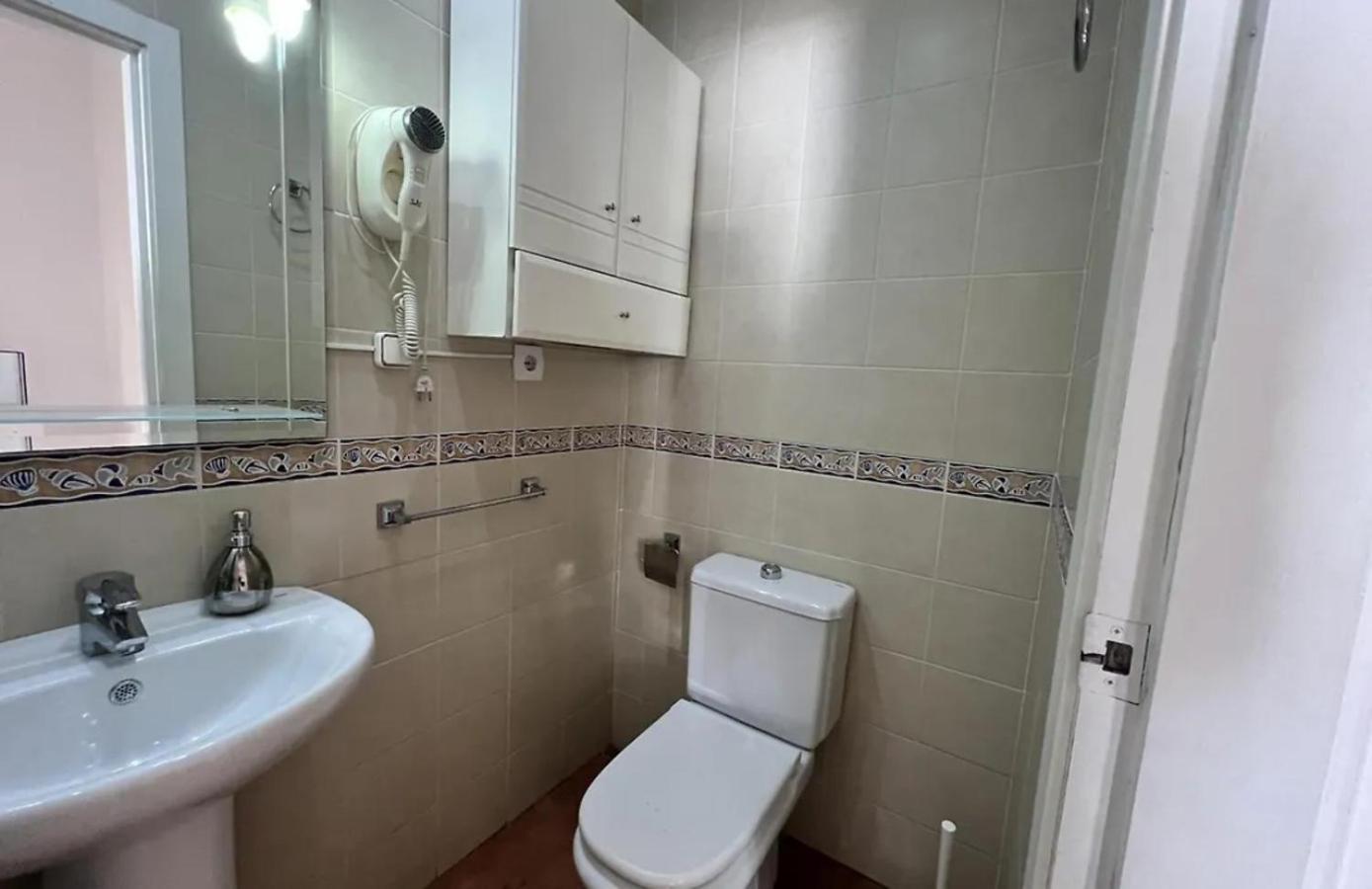 Apartamentos RC La Carihuela Torremolinos Exterior foto